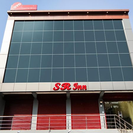 Collection O Sr Inn Chinhat Exterior photo